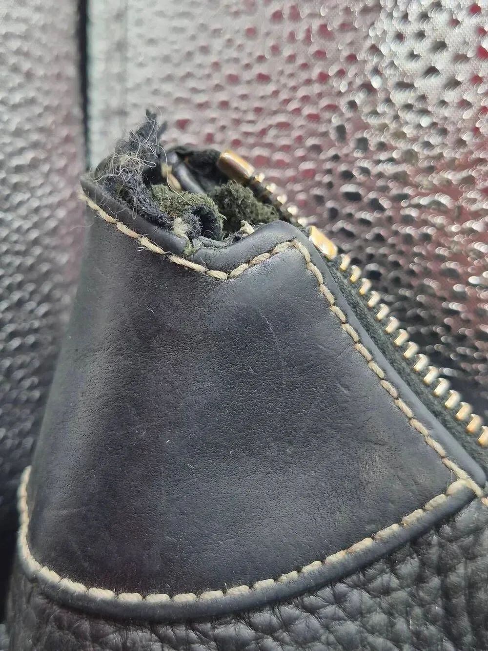 Dooney&Bourke - Picture 4 of 13